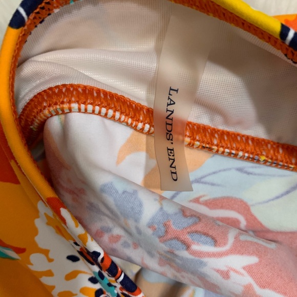 Lands End Women's Swimsuit Halter Tankini Top 8 - Picture 9 of 10